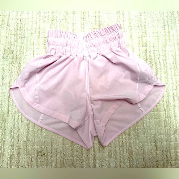 Lululemon women’s shorts size 0 WITH BAG - Picture 2 of 11